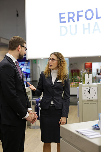 Besuche uns für eine persönliche Unterhaltung an unserem Messestand!